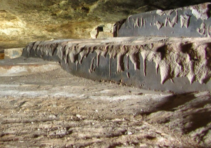Inside darga, geological evidence